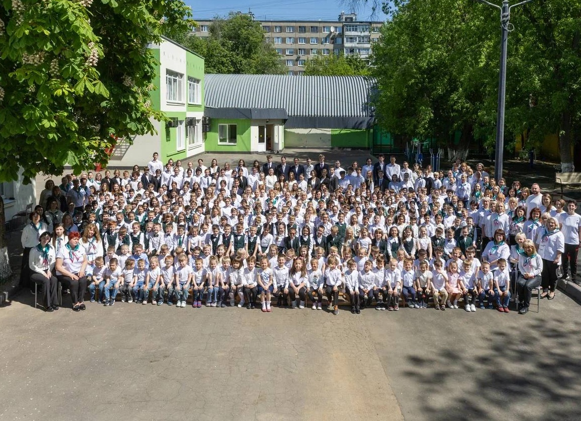 ТОП 10 частных школ в Москве 2024, цена за месяц обучения